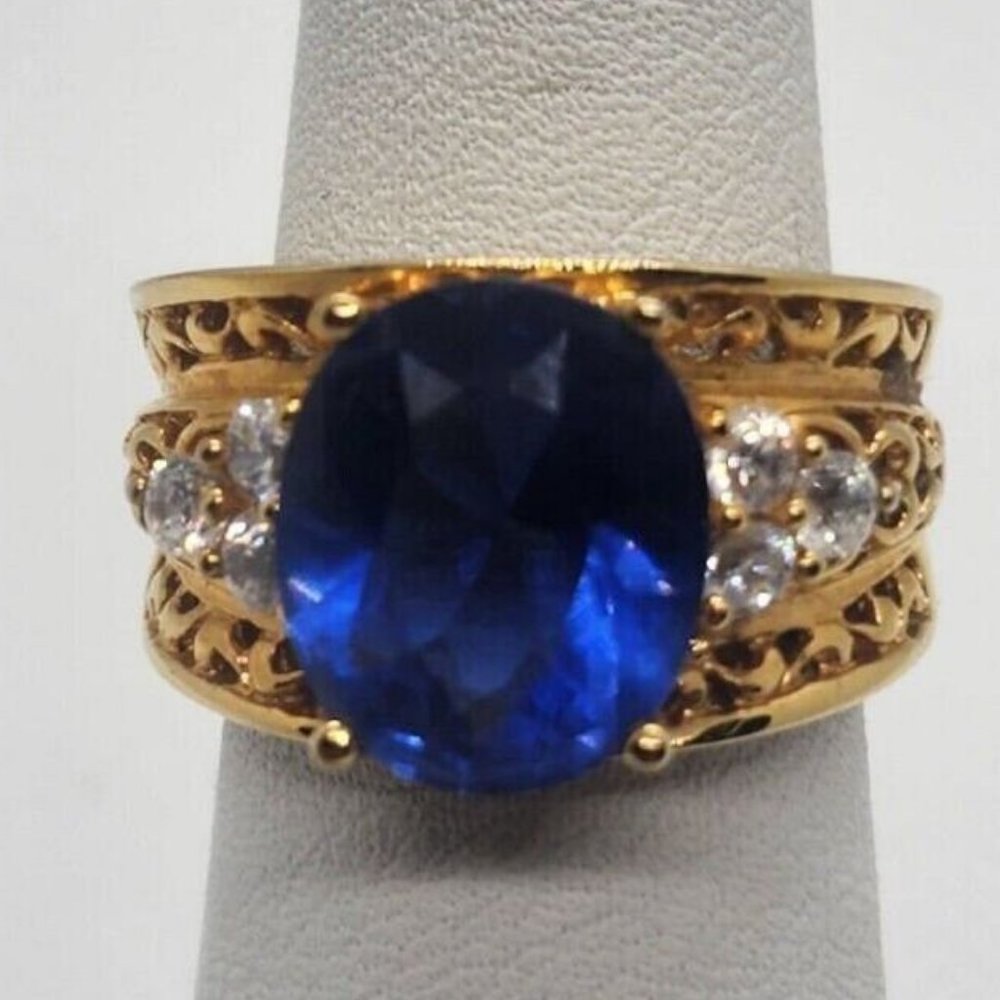 925 STERLING SILVER WITH CZ BLUE RING SIZE 5
